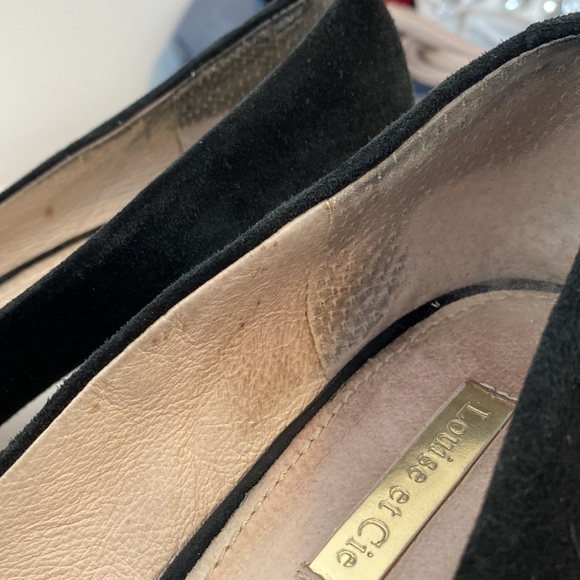 Suede size 8.5 heels with bow - Picture 4 of 5